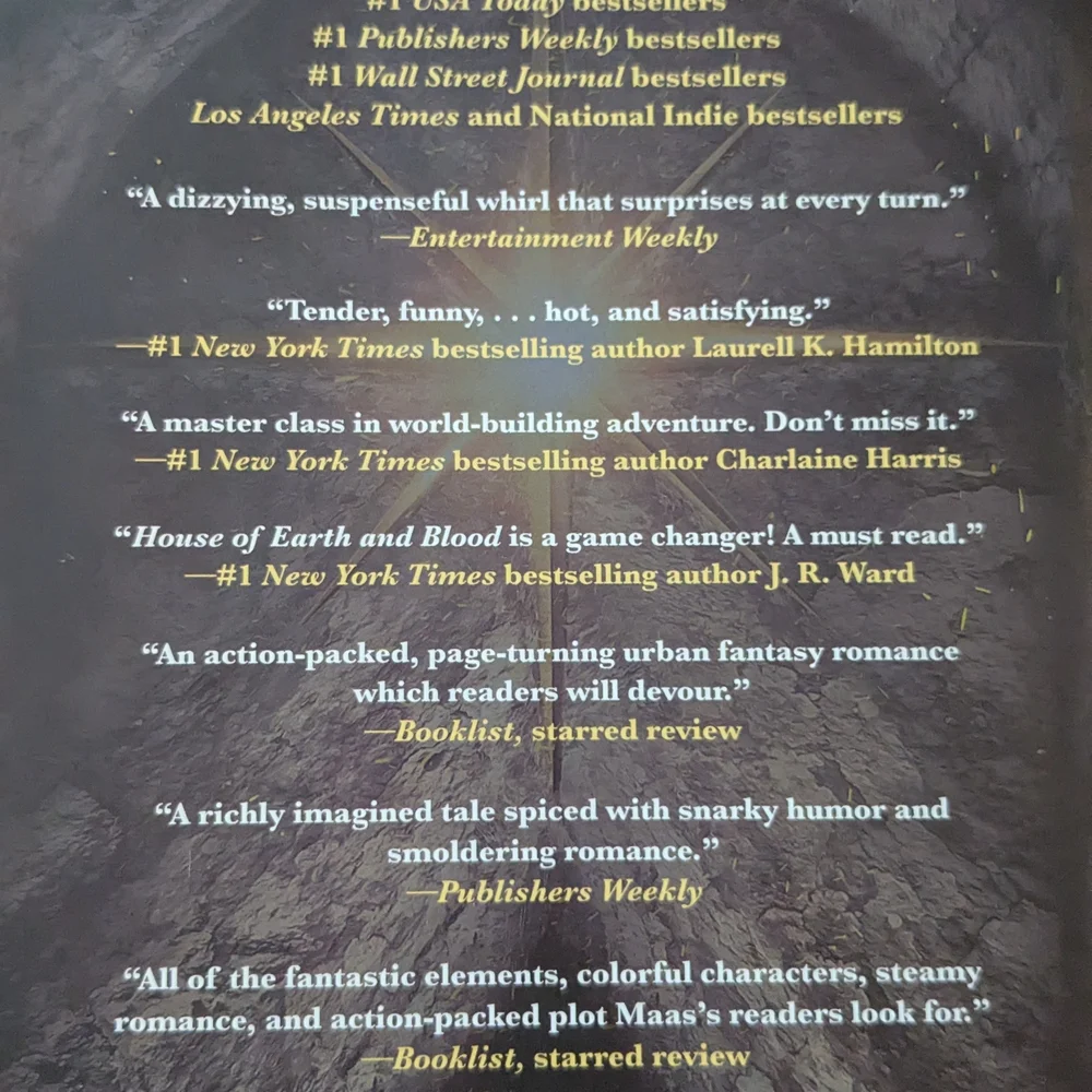 Sarah J. Maas 3 Book Set - Crescent City - Picture 4 of 8